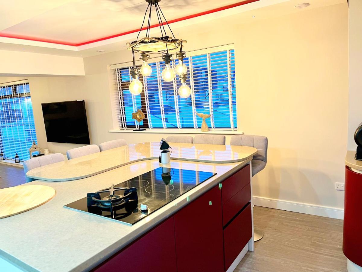 3 Bedroom Deganwy Sea View Beach House Ll31 Экстерьер фото