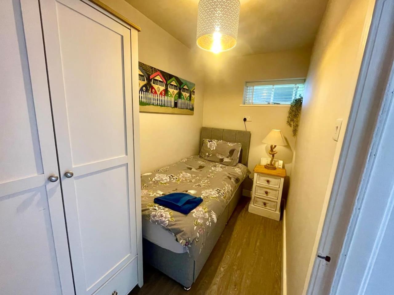 3 Bedroom Deganwy Sea View Beach House Ll31 Экстерьер фото