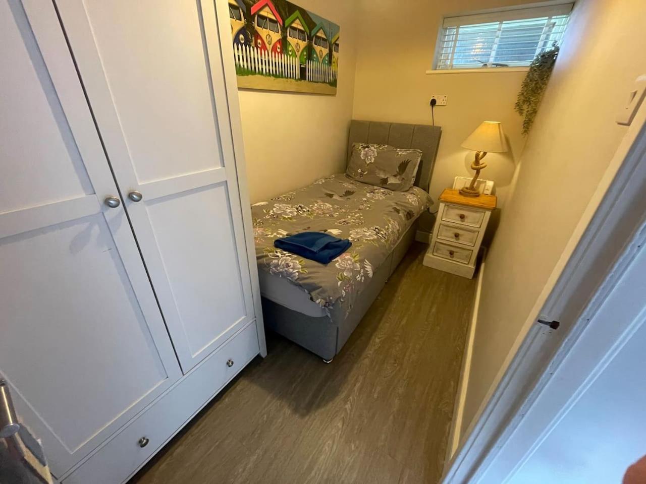 3 Bedroom Deganwy Sea View Beach House Ll31 Экстерьер фото