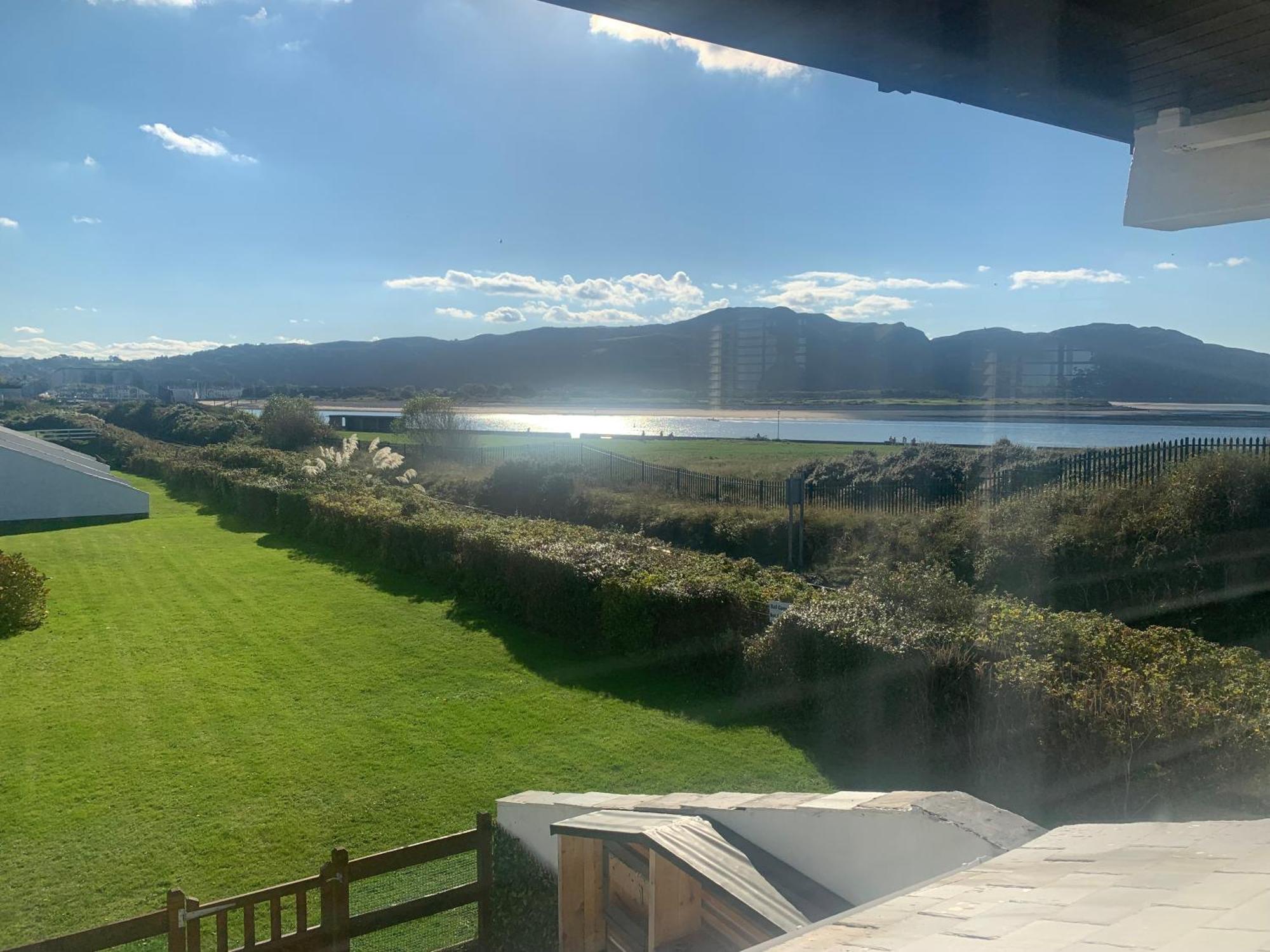 3 Bedroom Deganwy Sea View Beach House Ll31 Экстерьер фото